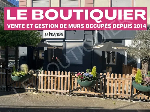 Boutique 326 m²