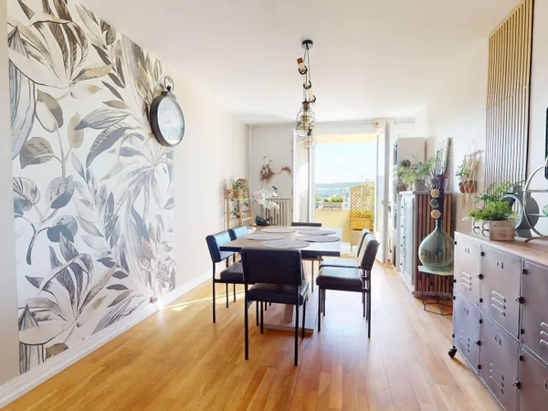 T4 de 69 m2 traversant et lumineux avec balcon et vue dégagé