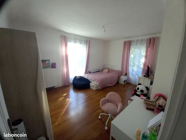 Vends appartement F5 spacieux