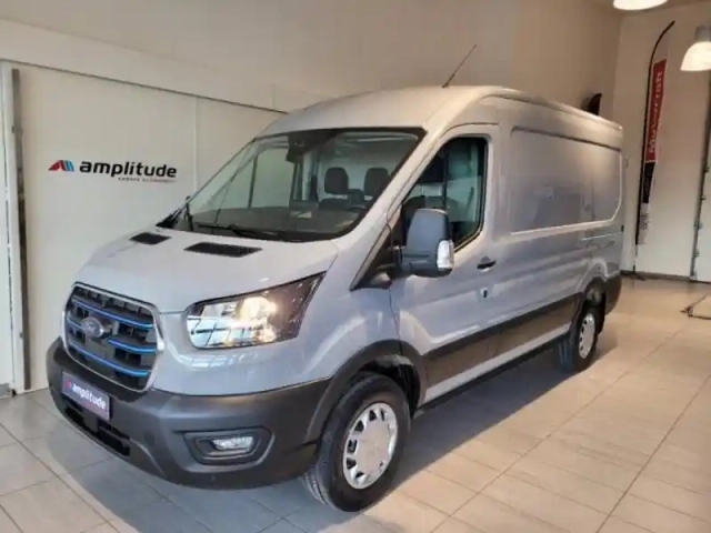 Ford Transit 2t fg pe 350 l2h2 135 kw batterie 75/68 kwh trend business