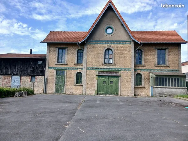 Local d’activité et entrepôt Vente Vivier-au-Court 8p 185m² 80000€