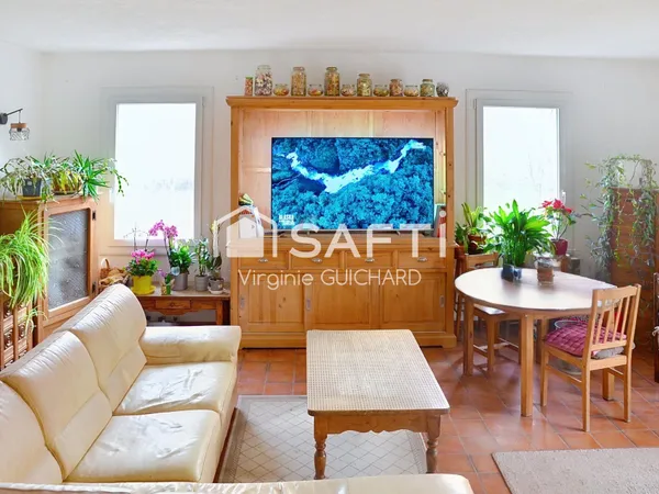 Maison 115m² sur terrain de 4337m² AIGLUN 04