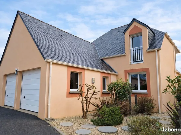 MAISON 6 pièces (particulier)