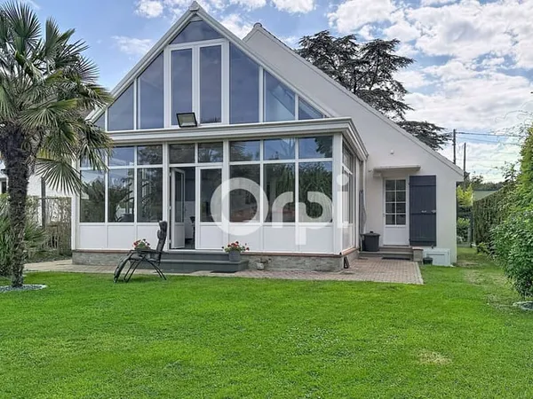 Maison 6 pièces 189 m²