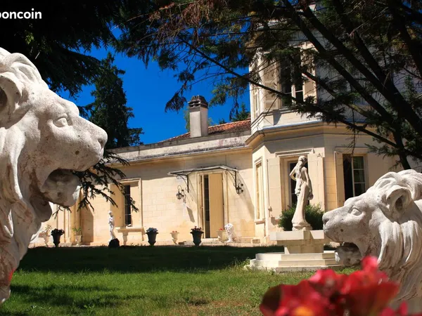 Bureaux/coworking CHATEAU LA MOUNE