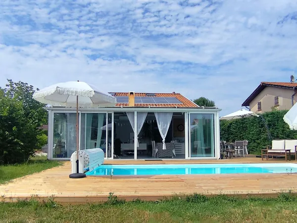 Vends maison avec jardin