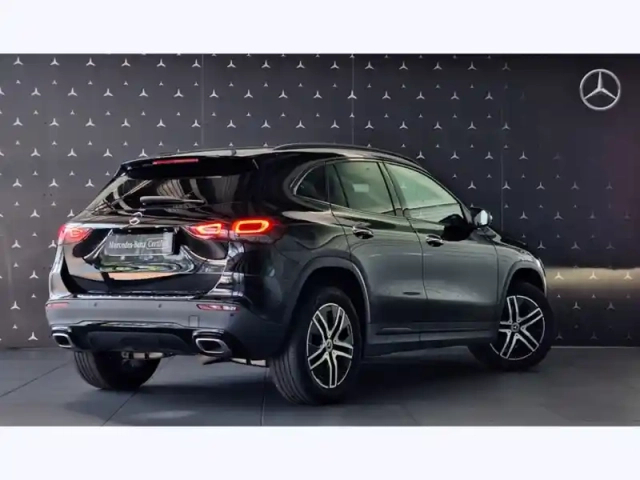 Mercedes Gla 200 d progressive line — photo 36