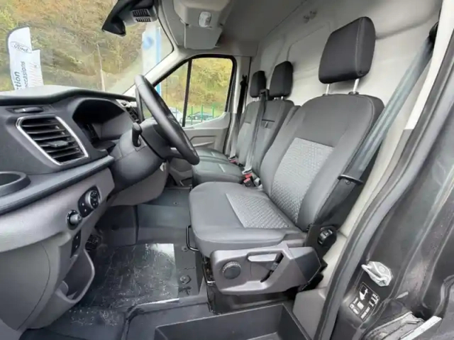 Ford Transit fourgon fg t310 l3h2 2.0 ecoblue 130ch trend — photo 10