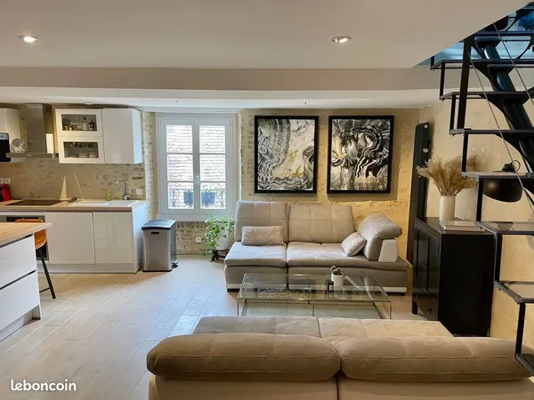 Duplex meublé Bellême centre — 72 m² Carrez / 100 m² au sol