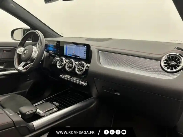 Mercedes Eqa 250+ amg line — photo 7