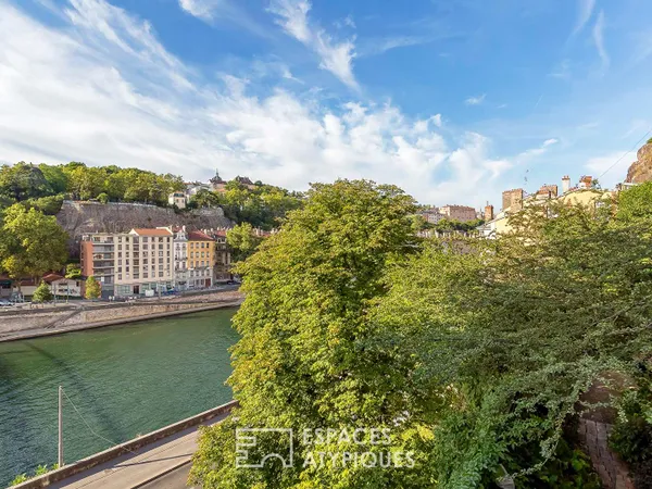 Appartement rénové avec vue à l'identité singulière