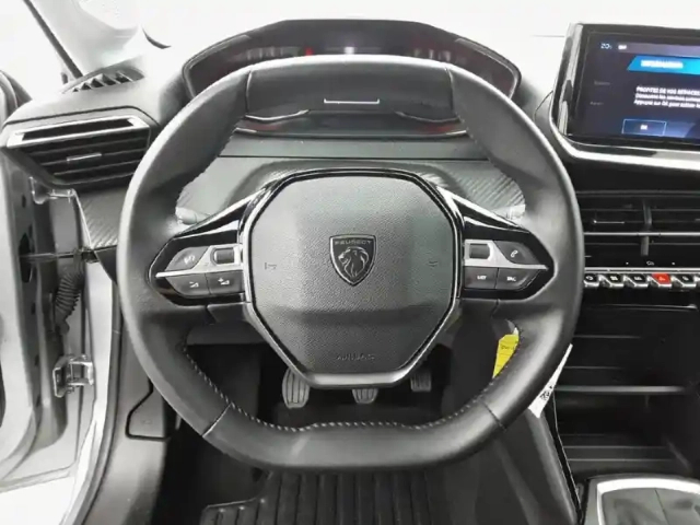Peugeot 208 puretech 75 s&amp;s bvm5 — photo 34