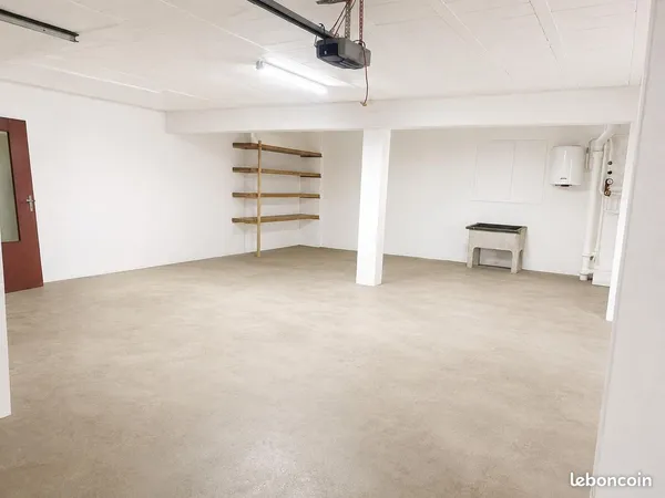 Garage - Dépôt - Stockage