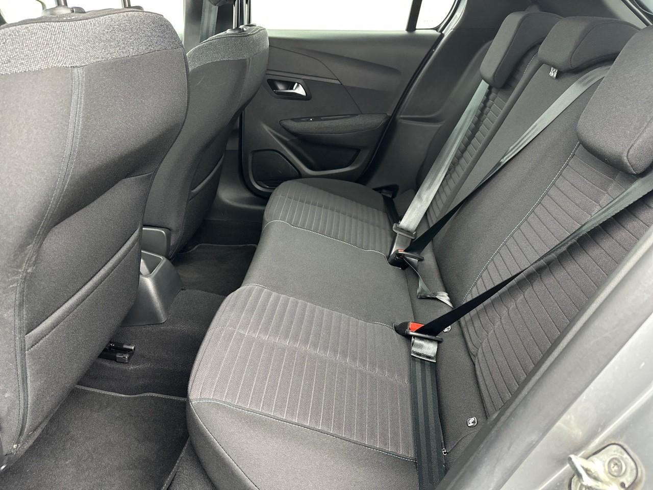 Peugeot 208 puretech 100 s&s bvm6 style — photo 12
