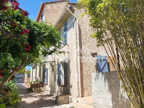 Maison de charme (T3)