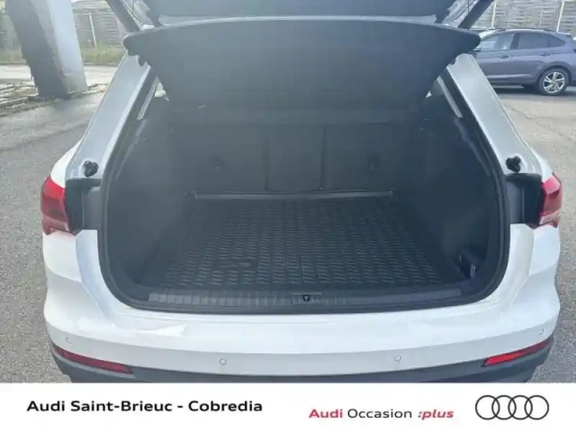 Audi Q3 35 tdi 150ch design — photo 9