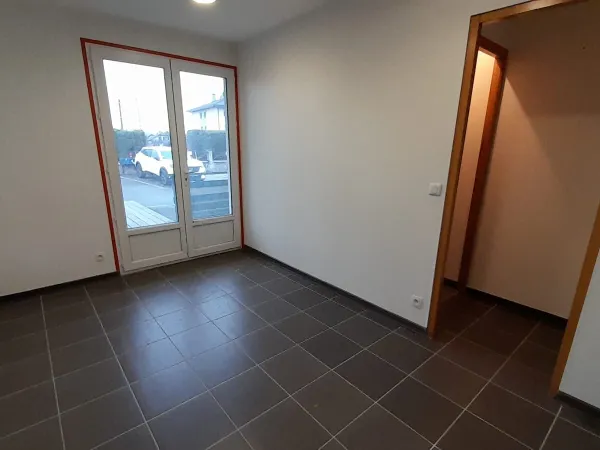 EXCLUSIVITE-AMPHION - Local commercial de 14 m2