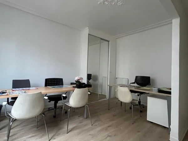Loue bureaux 97m² Maisons-Laffitte