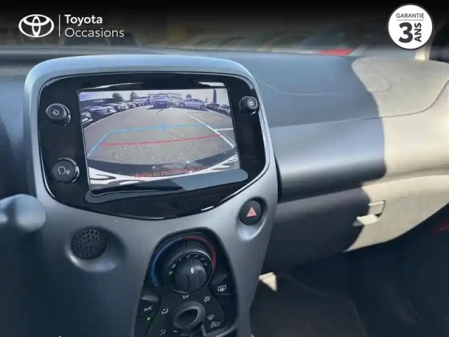 Toyota Aygo 1.0 vvt-i 72ch x-play 5p my19 — photo 7