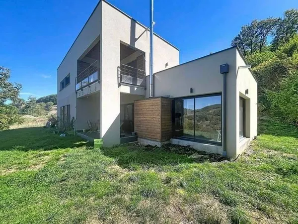 Maison 4 pièces 147 m²