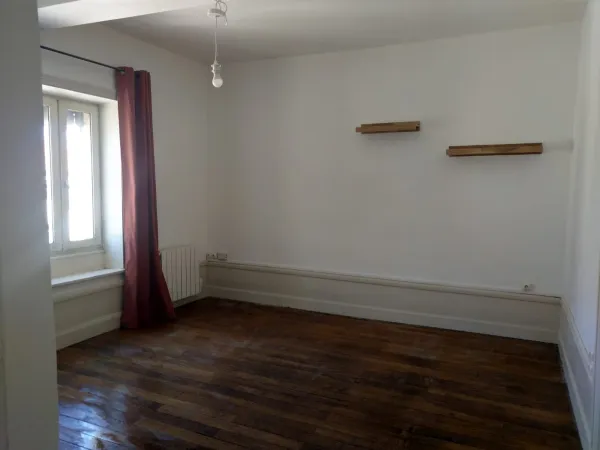 Loue appartement 50m²