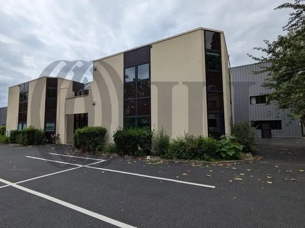 Local d'activité 3885 m²