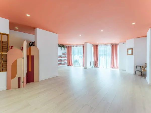 Boutique 90 m²