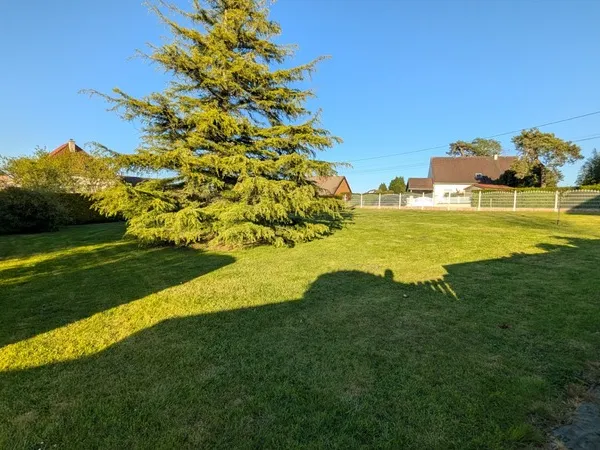 Terrain 700 m²