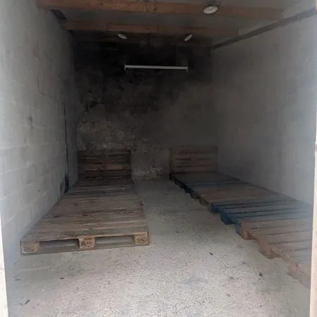 Garde de meuble box
