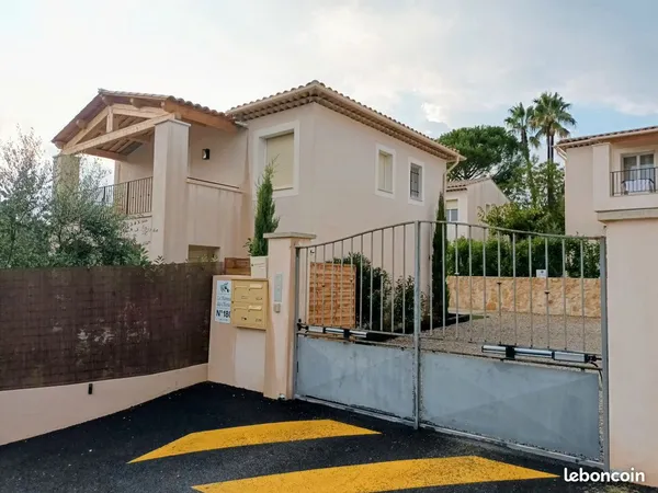 Saint Paul de Vence, 3km A8 Cagnes - villa 4 pièces neuve 95M2