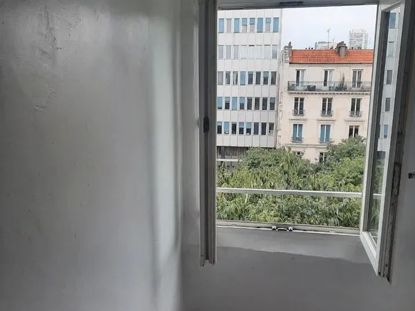Jolie studette ensoleillée
