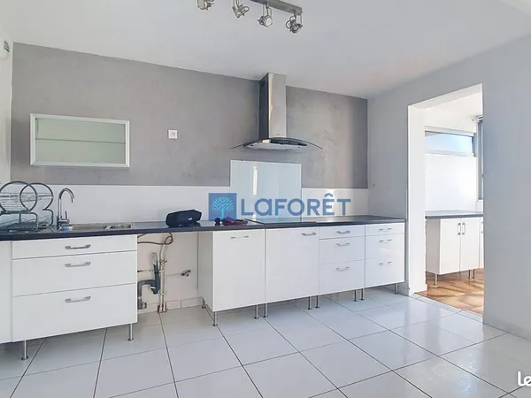 Appartement 4 pièces 74 m²