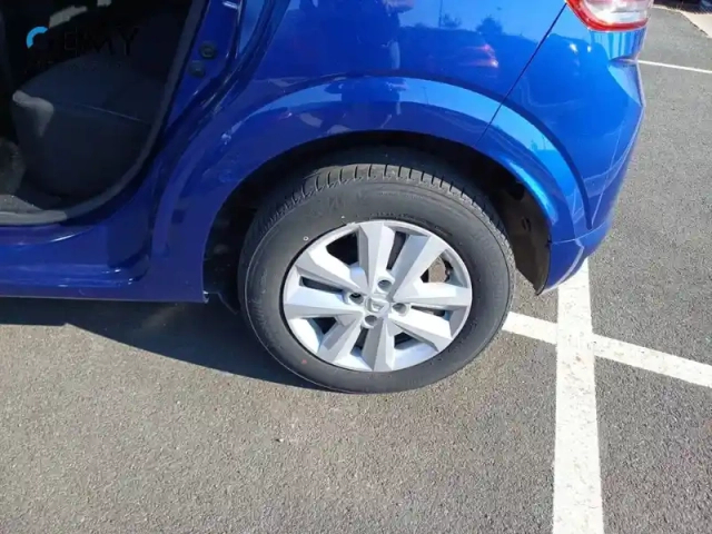 Dacia Sandero tce 90 cvt - 22 — photo 11