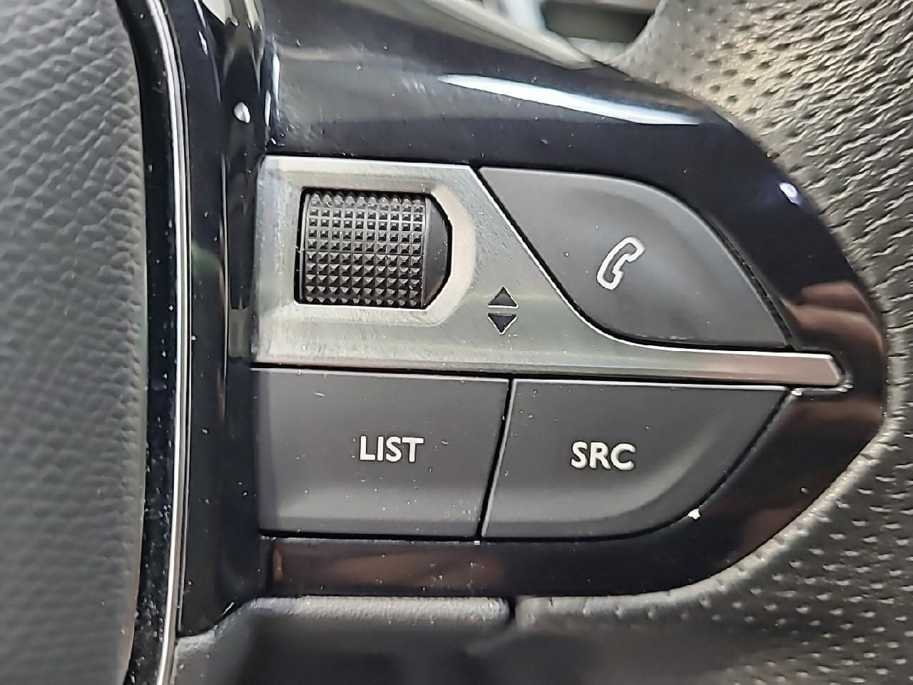 Peugeot 3008 puretech 130ch s&s eat8 gt — photo 24