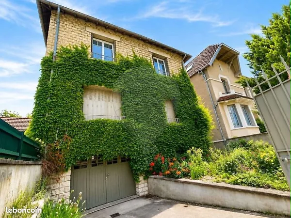 Maison de ville 7 pièces 126 m²