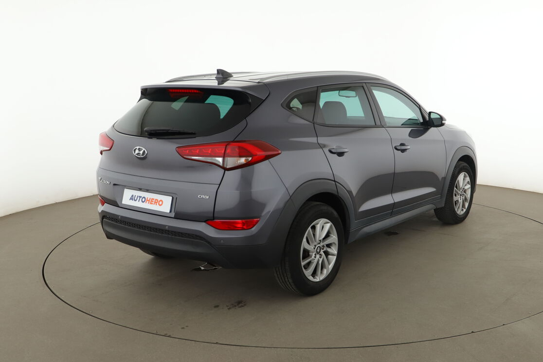 Hyundai Tucson 1.7 CRDi Intuitive — photo 5