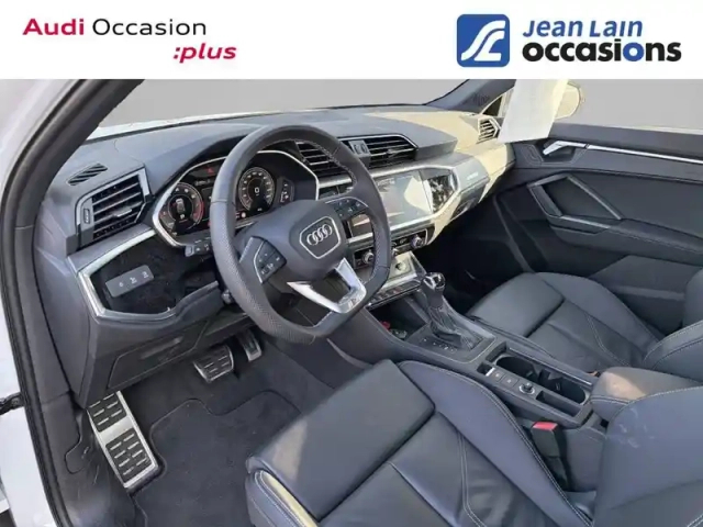 Audi Q3 35 tfsi 150 ch s tronic 7 — photo 32