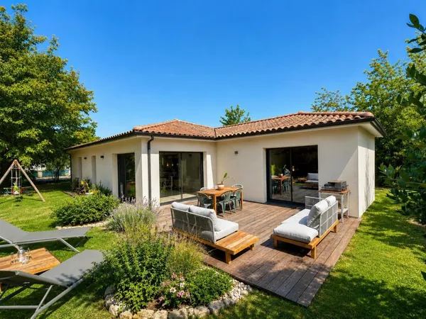 Maison de 2019 chaleureuse décorée avec soin