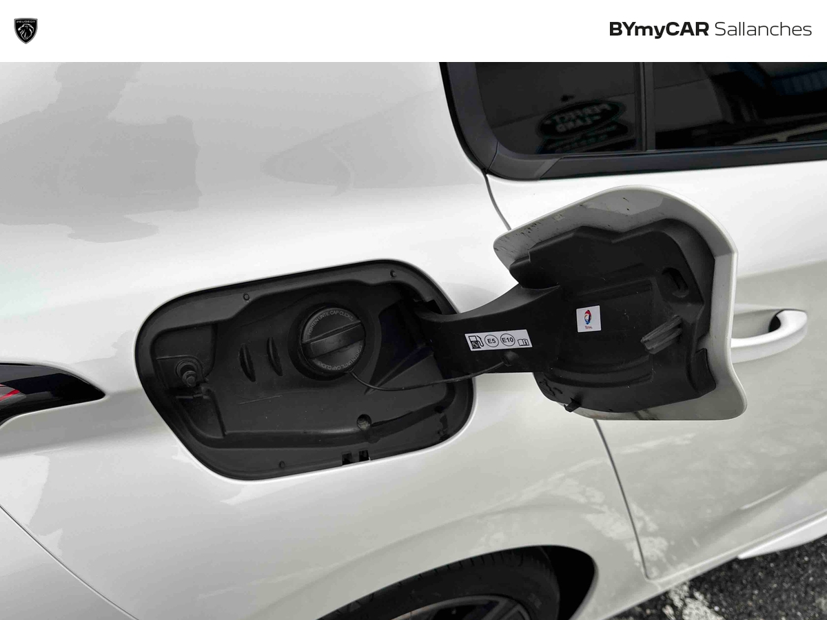 Peugeot 308 PureTech 130ch S&amp;S EAT8 — photo 41