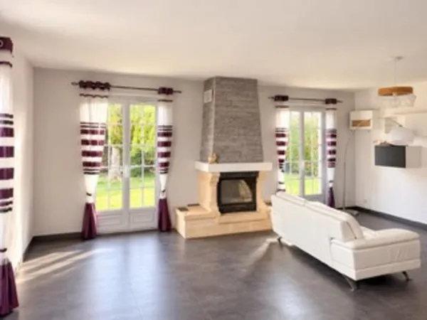 Maison à vendre 7 pièces proche de CHAUMONT EN VEXIN (60)