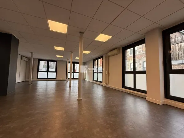 Bureaux 233 m²