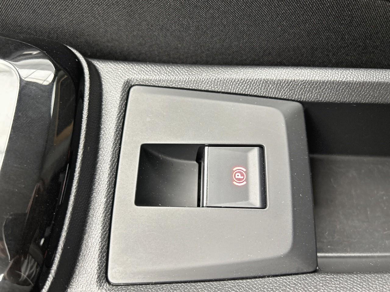Citroën C3 Aircross hybride 145 ch aut plus — photo 18