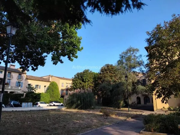 Studio 1 pièce 20 m²