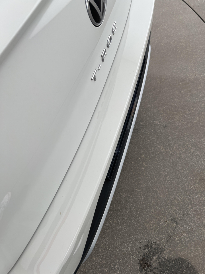 Volkswagen T-Roc — photo 32