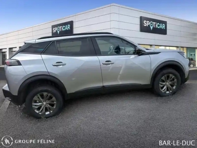 Peugeot 2008 1.2 puretech 100ch s&amp;s style — photo 4