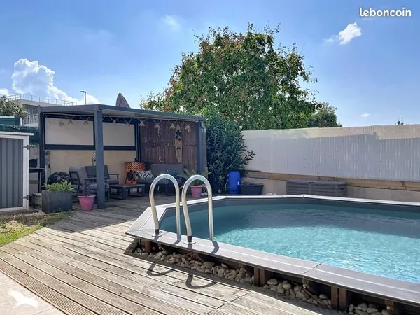Villa 6 pièces 121 m²