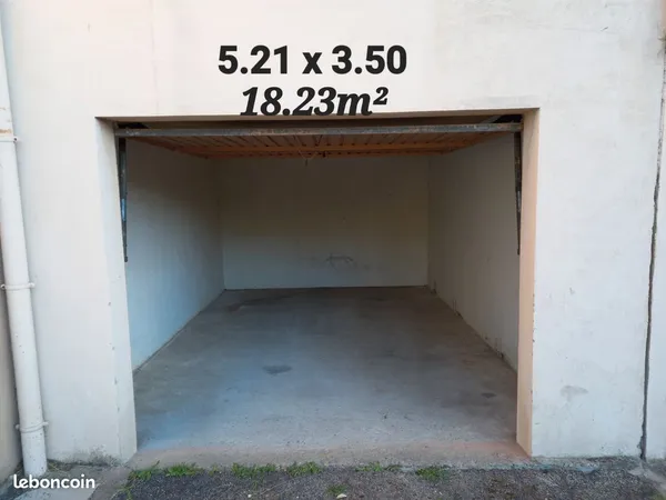 A louer garage quartier Pietralba