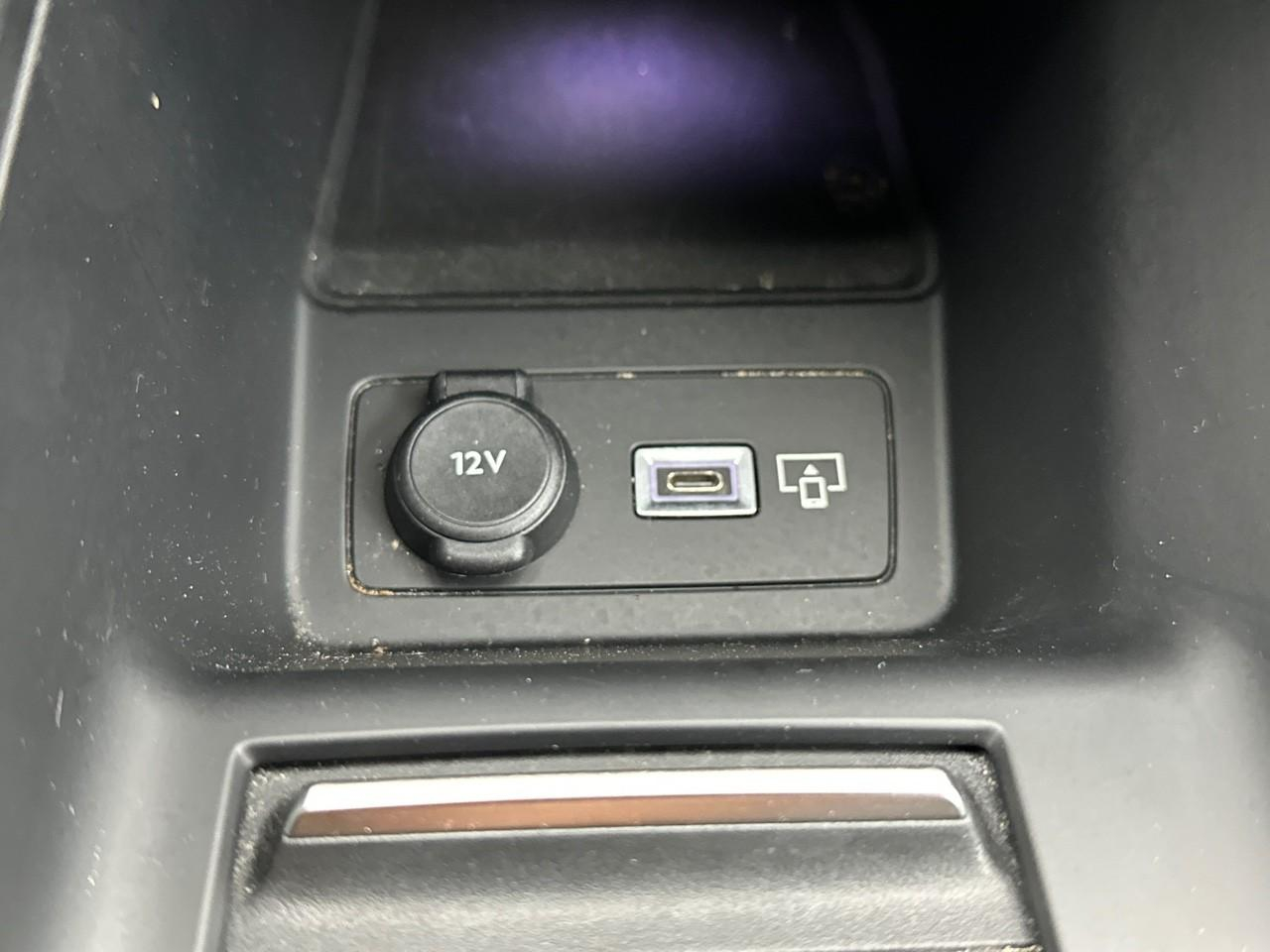 Peugeot 308 phev 180 e-eat8 allure pack — photo 33