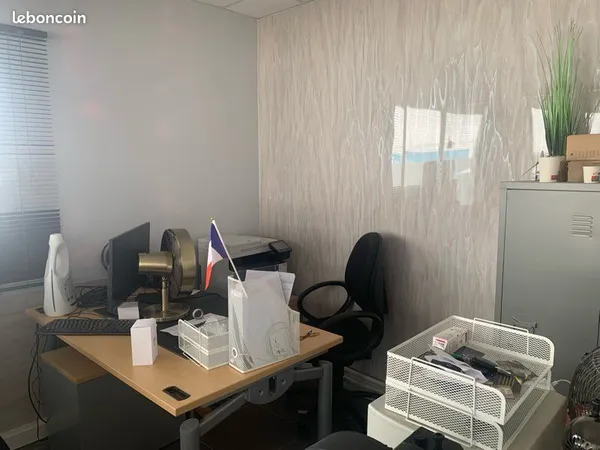 Bureaux a loue en espace partagé