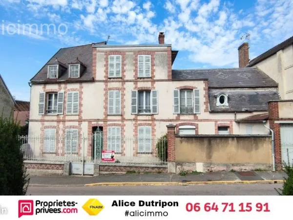 Maison 8 pièces 252 m²